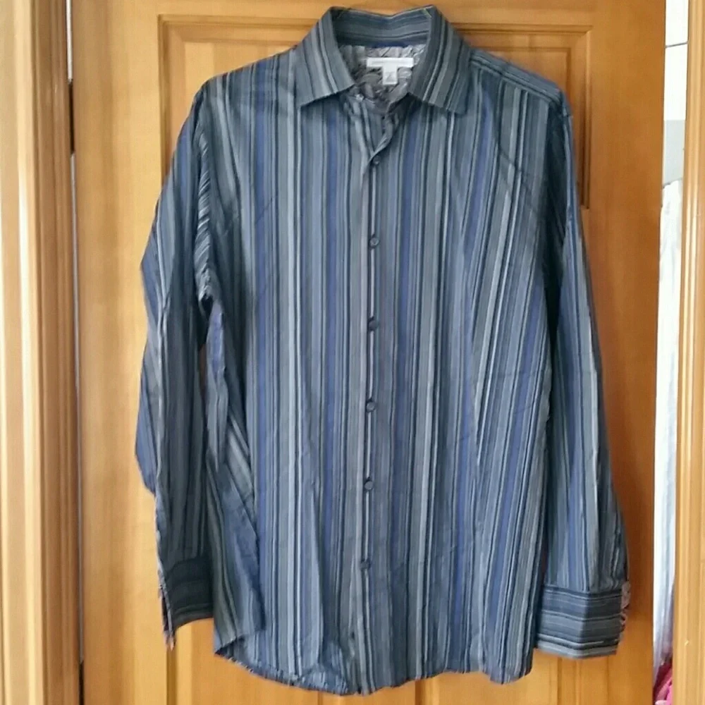 Banana Republic Mens Long Sleeve Blue and Gray Striped Buttondown Shirt‎ Size XL